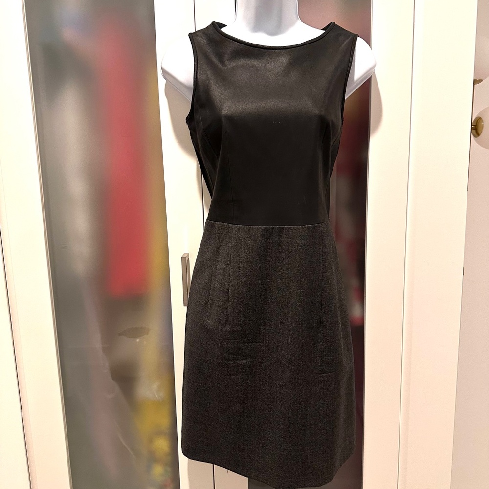 THEORY “Tirionne C. Majestrate” Leather & Wool Dress – Size 0